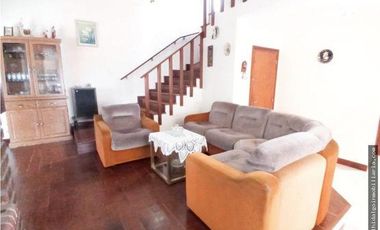 Chalet 6 Ambientes en Nueva Pompeya