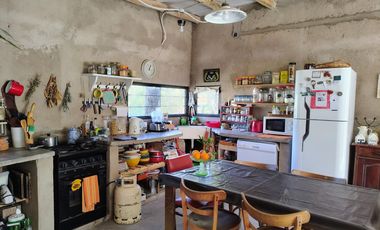 Casa en venta sobre ruta en Las Tapias | Excelente ubicación | Uso residencial comercial