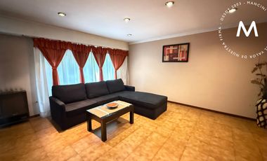 Casa en venta de 4 ambientes con cochera - Villa Ballester