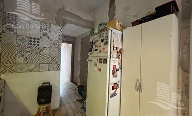 Casa de 2 Plantas con Jardín en Venta en Villa Adelina