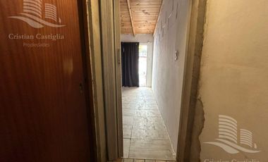 Casa de 2 Plantas con Jardín en Venta en Villa Adelina
