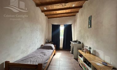 Casa de 2 Plantas con Jardín en Venta en Villa Adelina