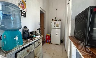 Casa de 2 Plantas con Jardín en Venta en Villa Adelina