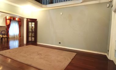 Hermosa casa  / metro departamental