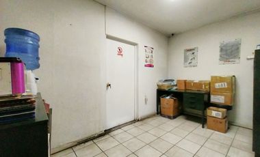 Oficina Local Comercial Cocina 2 baños Arriendo Santiago