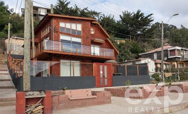 Casa en Venta en Caleta de Quintay