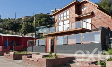 Casa en Venta en Caleta de Quintay