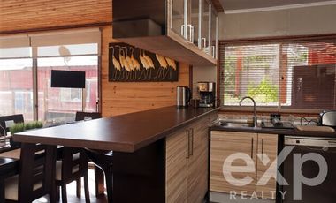 Casa en Venta en Caleta de Quintay