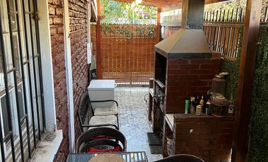 LINDA CASA EN UNO DE LOS MEJORES BARRIOS DE SAN JOAQUIN