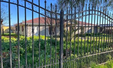 SE ARRIENDA CASA Y CONTRUCCION LAS RASTRAS