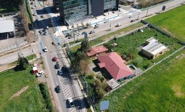 SE ARRIENDA CASA Y CONTRUCCION LAS RASTRAS