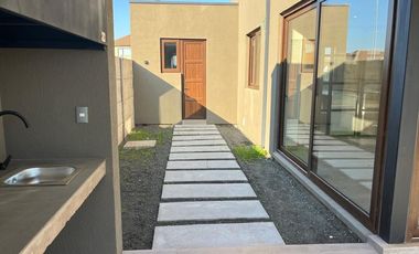 SE VENDE CASA NUEVA RESERVA LAS RASTRAS TALCA