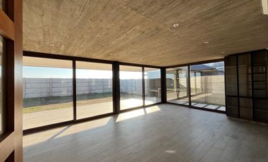 SE VENDE CASA NUEVA RESERVA LAS RASTRAS TALCA