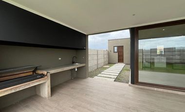 SE VENDE CASA NUEVA RESERVA LAS RASTRAS TALCA