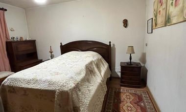 SE VENDE CASA 2 SUR N° 698 , CASA 25 TALCA