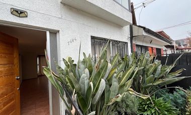 Se Vende Casa de 2 pisos en Alameda de Talca