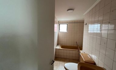 Se Vende Casa de 2 pisos en Alameda de Talca