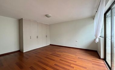 Se Vende Casa de 2 pisos en Alameda de Talca