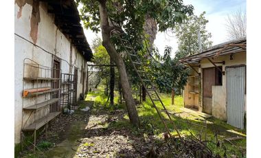 Se vende casa excelente ubicacion comercial.