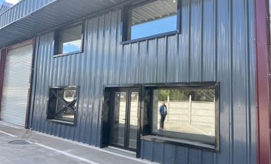 Se arriendan bodegas 510 m2, y 492 m2 como nuevas