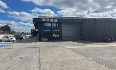 Se arriendan bodegas 510 m2, y 492 m2 como nuevas