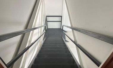 Se arriendan bodegas 510 m2, y 492 m2 como nuevas