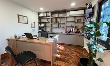 SE VENDEN OFICINAS CON GALPON COMO NUEVAS