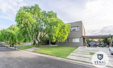 Venta Casa 6 amb 3 dorm Jardín Pileta en Santa Clara (Villanueva) Dique Luján Tigre