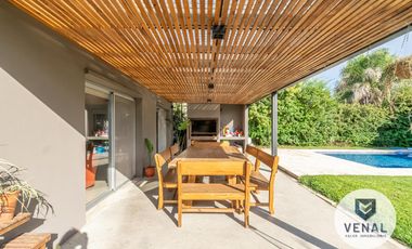 Venta Casa 6 amb 3 dorm Jardín Pileta en Santa Clara (Villanueva) Dique Luján Tigre