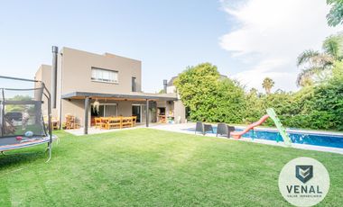 Venta Casa 6 amb 3 dorm Jardín Pileta en Santa Clara (Villanueva) Dique Luján Tigre