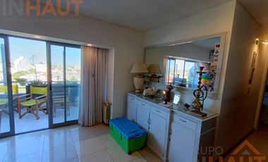 Venta Departamento 3 habitaciones + dos cocheras y bauleras sarmiento al 200
