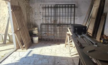 Casa en J.B. Vago al 600, Temperley Oeste