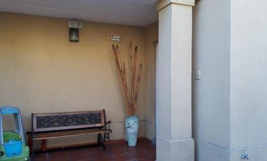 Casa Duplex en Venta 4 Ambientes con Cochera - Quilmes Oeste