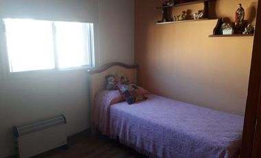 EN VENTA CASA DUPLEX 4 AMBIENTES- QUILMES OESTE