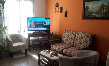 EN VENTA CASA DUPLEX 4 AMBIENTES- QUILMES OESTE