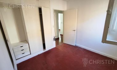 Departamento de 3 dormitorios en  venta en Av. Gral. Paz casi Av. Galicia.