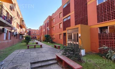 Departamento de 3 dormitorios en  venta en Av. Gral. Paz casi Av. Galicia.
