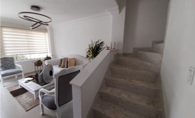 Las Mercedes - Casa en venta