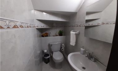 Las Mercedes - Casa en venta