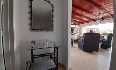 Las Mercedes - Casa en venta