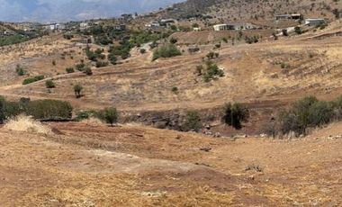 PARCELA CON CASA HACIENDA CHACABUCO COLINA