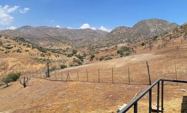 PARCELA CON CASA HACIENDA CHACABUCO COLINA