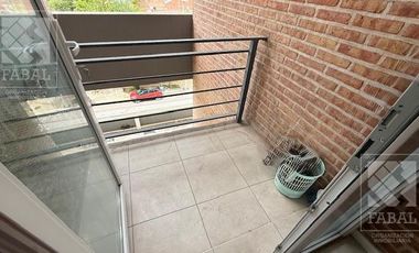 Departamento venta centro, 1 dormitorio, baño y balcón