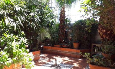 CASA 5 AMBIENTES CON 2 COCHERAS- BERAZATEGUI CENTRO