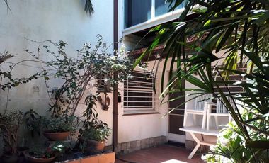 CASA 5 AMBIENTES CON 2 COCHERAS- BERAZATEGUI CENTRO