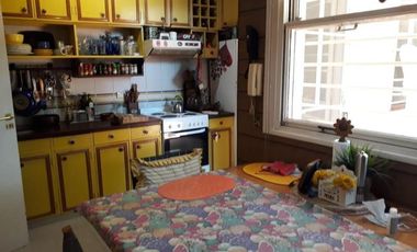 CASA 5 AMBIENTES CON 2 COCHERAS- BERAZATEGUI CENTRO