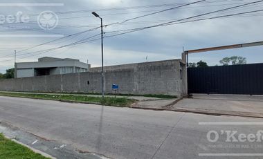 Predio en alquiler de 10.000 m2 con 500 m2 de oficinas - Uso logístico