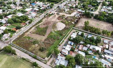 Predio en alquiler de 10.000 m2 con 500 m2 de oficinas - Uso logístico
