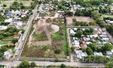 Predio en alquiler de 10.000 m2 con 500 m2 de oficinas - Uso logístico
