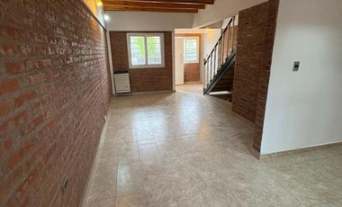 ALQUILER DUPLEX 2 DORMITORIOS CENTENARIO